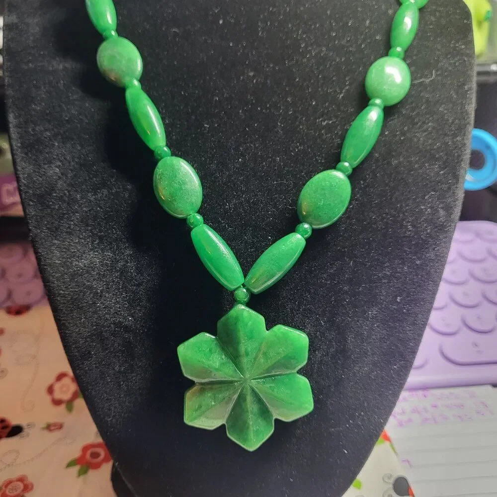Vintage Natural Myanmar Jade Beaded Pendant Necklace